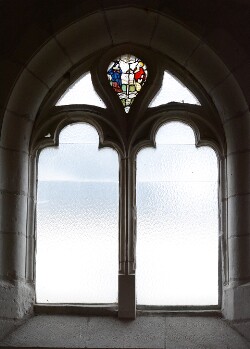 Vitrail de l'église Saint-Médard de Dierre - baie 5