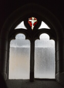 Vitrail de l'église Saint-Médard de Dierre - baie 7