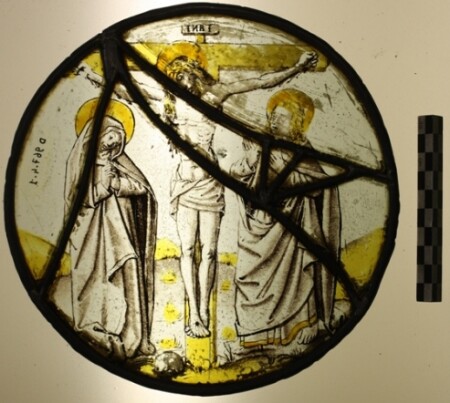 Vitrail du musée du Berry de Bourges, Crucifixion