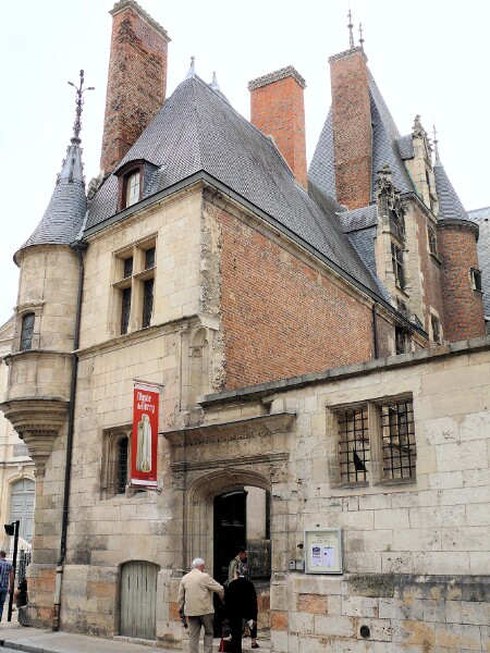 Vitraux du musée du Berry de Bourges, Fragments provenant de la cathédrale de Bourges