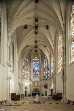 Vitraux de la Sainte-Chapelle de Champigny-sur-Veude