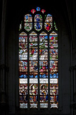 Vitrail de la Sainte-Chapelle de Champigny-sur-Veude - baie 4