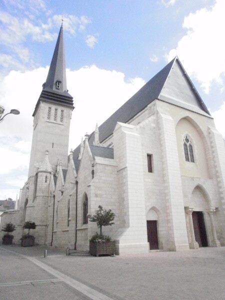 Vitraux de l'église Saint-Cyr d'Issoudun