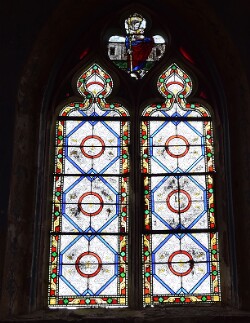 Vitrail de l'église Saint-Barthélemy de Montireau - baie 3