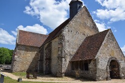 Vitraux de l'église Saint-Barthélemy de Montireau