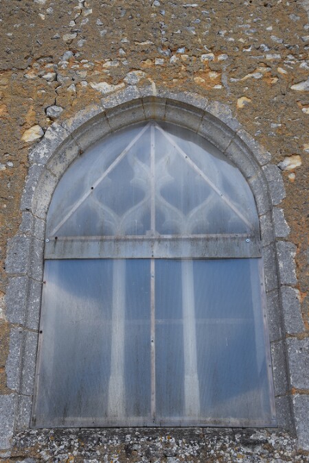 Vitrail de l'église Saint-Barthélemy de Montireau - baie 7